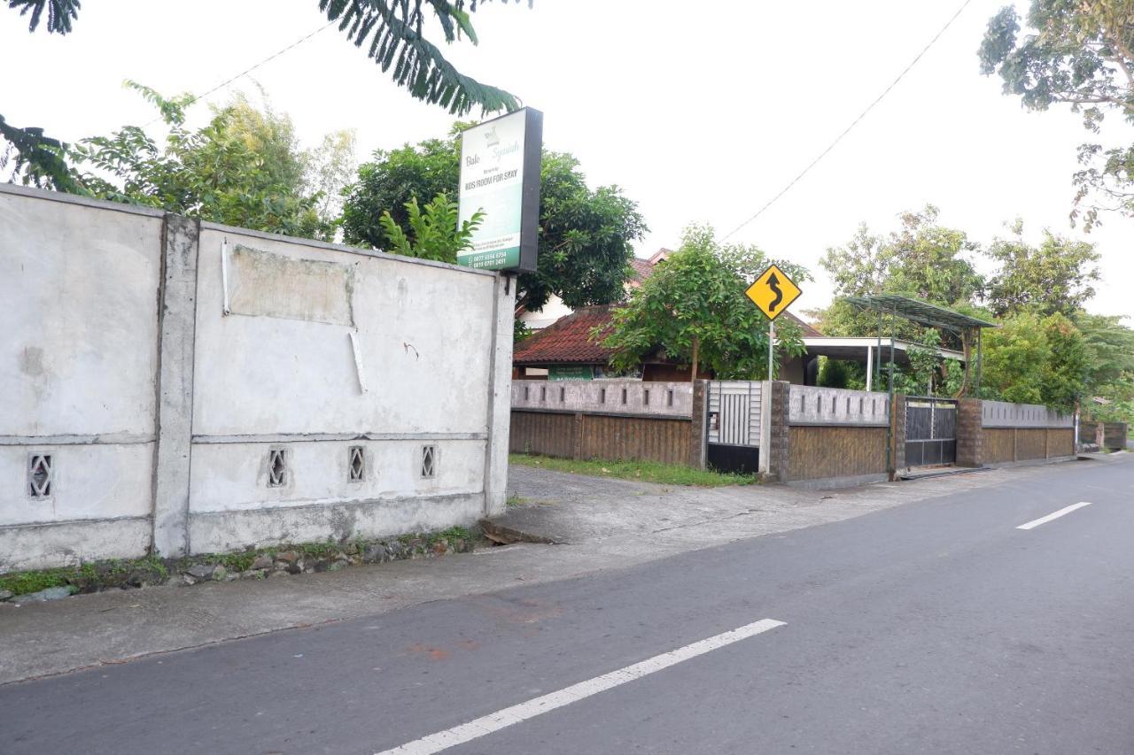 Reddoorz At Bale Eja Syariah Senggigi Apartment Montongbuwoh Ngoại thất bức ảnh